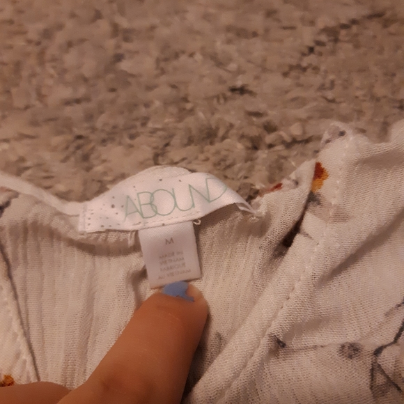 Floral Blouse - Picture 2 of 4